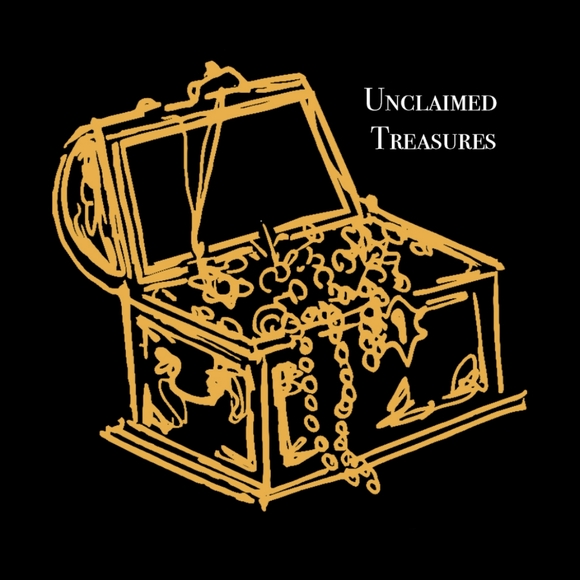 Stuff from Holly & Nick's closets and Vintage - Picture 2 of 2